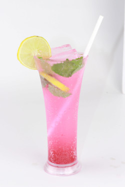 Strawberry Mocktails (350 Ml)