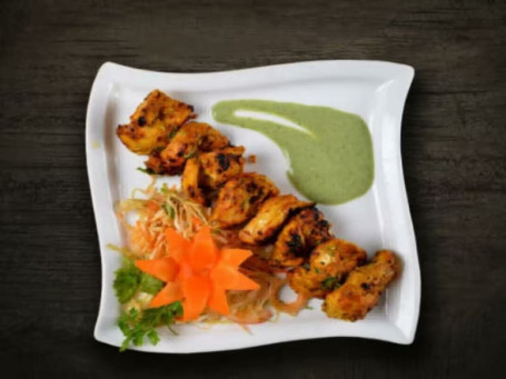 Surkh Murgh Tikka (300 Gm)