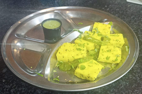 Surti Dhokla [100 Grams]