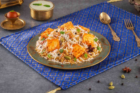 Picante Zaikedaar Paneer Hyderabadi Paneer Dum Biryani Serve 1 2)