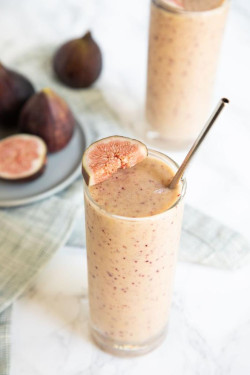 Figs Almonds Thickshake/ Slow Sipper