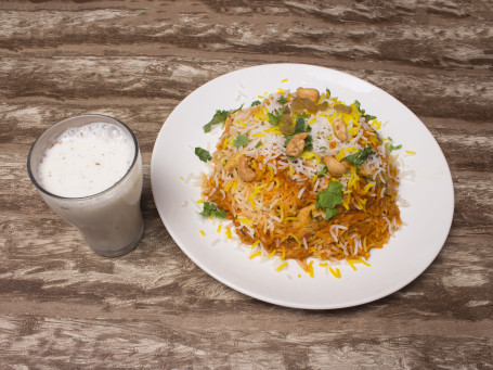 Boneless Chicken Dum Biryani (650-700Gm Apx)