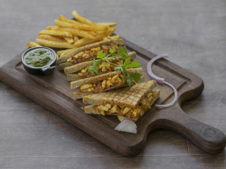 Grilled Paneer Tikka Sandwich (250 Gm)