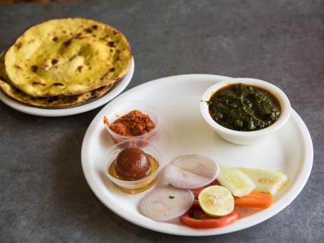 Makke Di Roti Sarson Da Saag