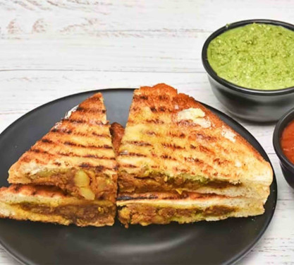 Aloo Mattar Sandwich Grill