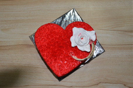 Red Velvet Heart Shape Cake 500Gm