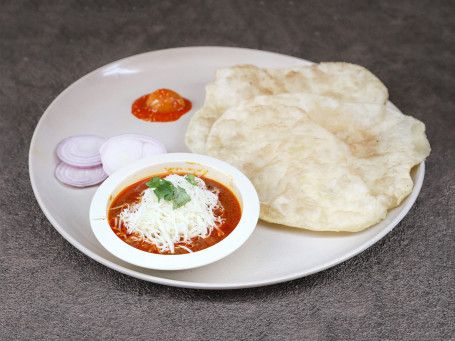 Cheese Chole Bhature