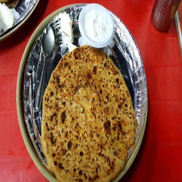 Special Apna Punjab Garlic Paratha