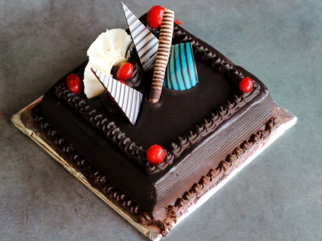 Chocolate Truffle Cake (250 Gms)