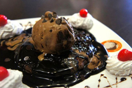 Death By Chocolate Pancakes (324 Gms)