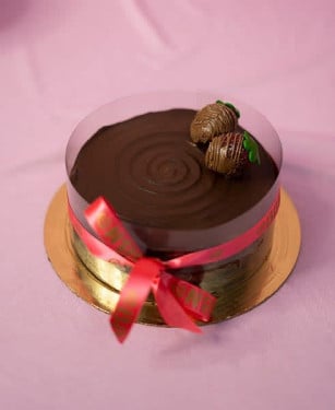 Belgium Chocolate Strawberry Cake