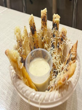 Cheesy Kulcha Sticks