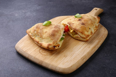 Stuffed Paneer Supreme Pocket