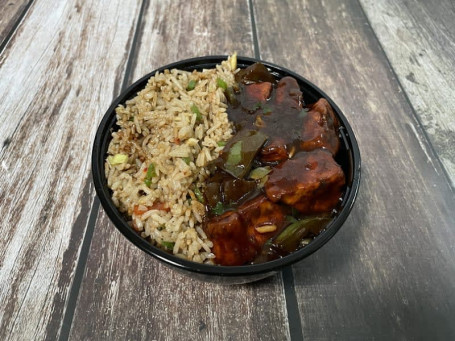 Veg Burnt Garlic Rice And Hot Pepper Paneer Gravy Bowl