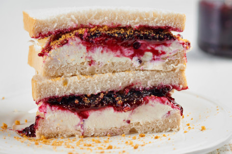 Jammy Jam Sandwich