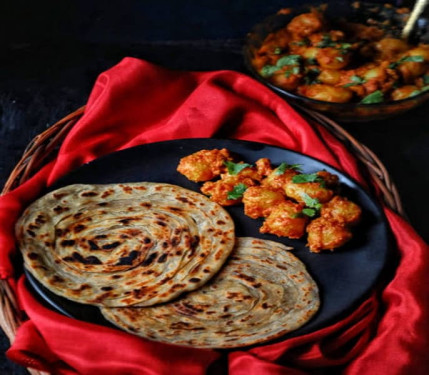 Punjabi Style Dum Aloo Wheat Paratha [2Pc]