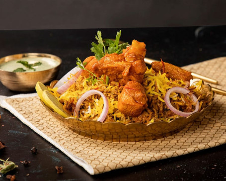 Nawabi Gosht Biryani [650 Gms]