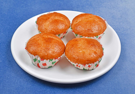 Vanilla Muffins [4 Pieces]