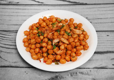 Mumbaiya Chana Garlic