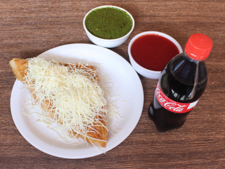 Veg. Cheese Puff Coke [250 Ml]