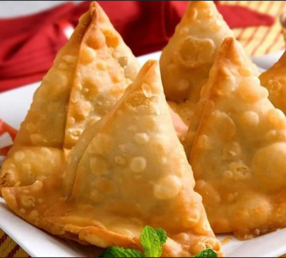 Jalapeno Triangle Samosa [9 Pieces]