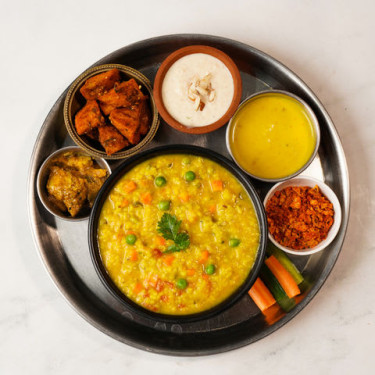 Deluxe Dal Legumes Khichdi Thali