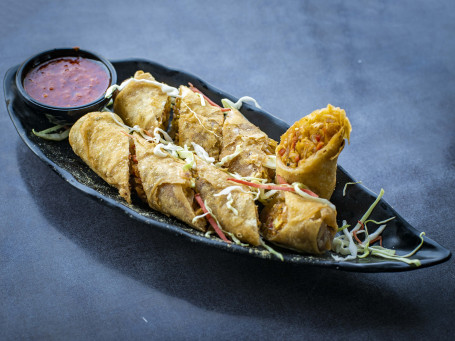 Spring Roll (Served With Chutney)