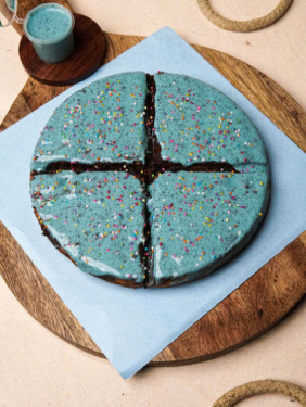 Blue Cookies And Cream Waffle Pizza [60% Off At Checkout