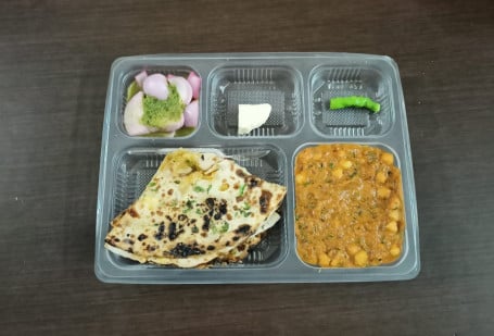 Stuffed Amritsari Kulcha Chana 1 Butter Cube Served With Salad Chutni