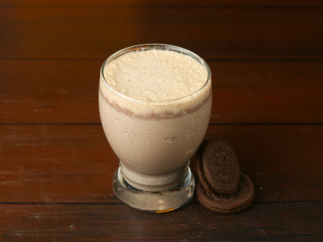 Special Oreo Shake With Vanilla Ice Cream