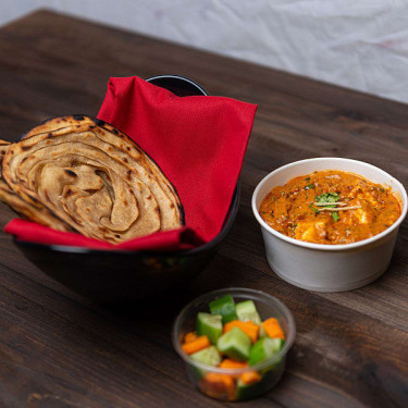 Lababdar Paneer (250 Gms) With Lachha Parantha (2 Pcs)