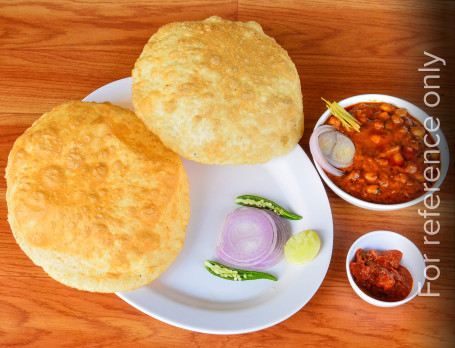 Choley Bhature Deluxe Combo