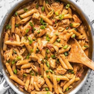 Chicken Creamy Spicy Pasta