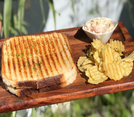 Mushroom, Corn And Broccoli Sandwich