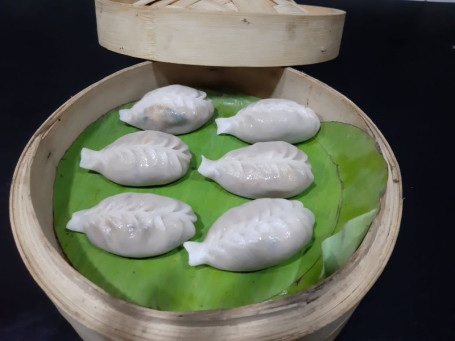 Thai Herbs Chicken Dumpling