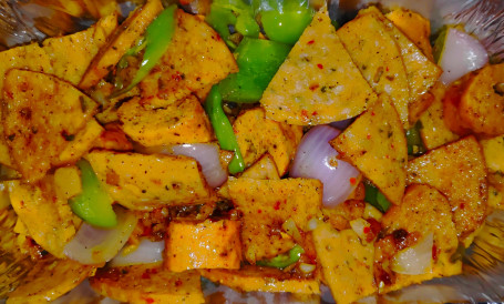Chicken Mutton Seekh Salami Salad