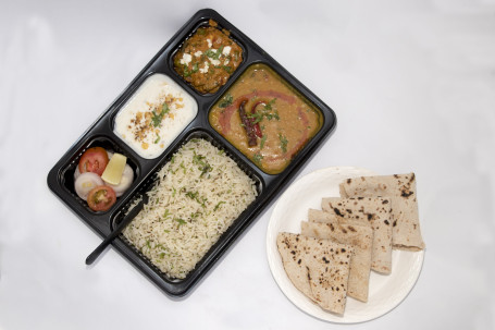 Punjabi Vegetal Desi Thali