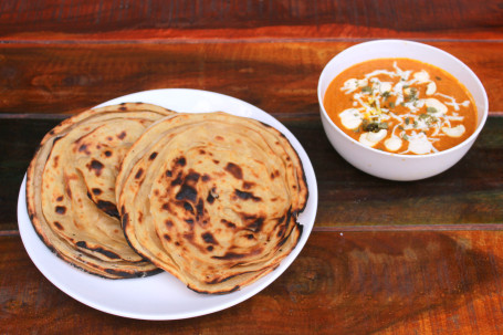 Shahi Paneer 2 Unidades Manteiga Naan