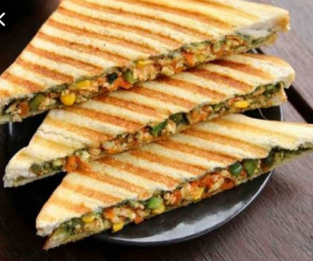 Paneer Crusher Sandwich