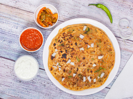 2 Onion Paratha With Achaar