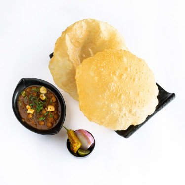 Paneer Chollay Bhature