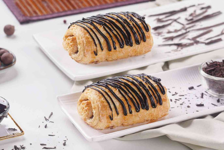 Chocolate Croissant (Pack Of 2)