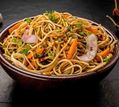 Veg Chilli Garlic Noodles (200 Gms)