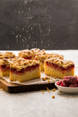 Raspberry Apple Crumble