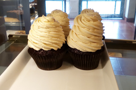 English Toffee Cupcake