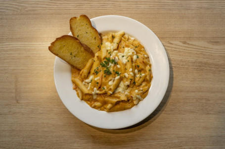 Creamy Basil Tomato Seafood Pasta