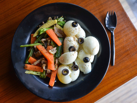 Egg White With Steamed Veggies