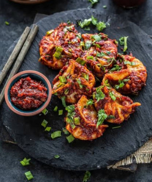 Paneer Red Chilli Momos