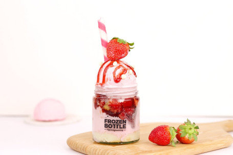 Fresh Strawberry Dessert Jar