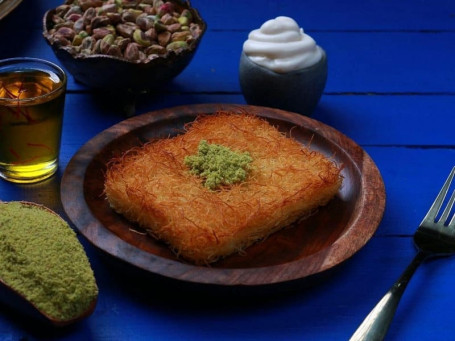 Crunchy Cream Kunafa